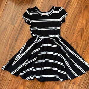 Dot Dot Smile Classic Cap Sleeve Dress Black/White Stripes 3/4